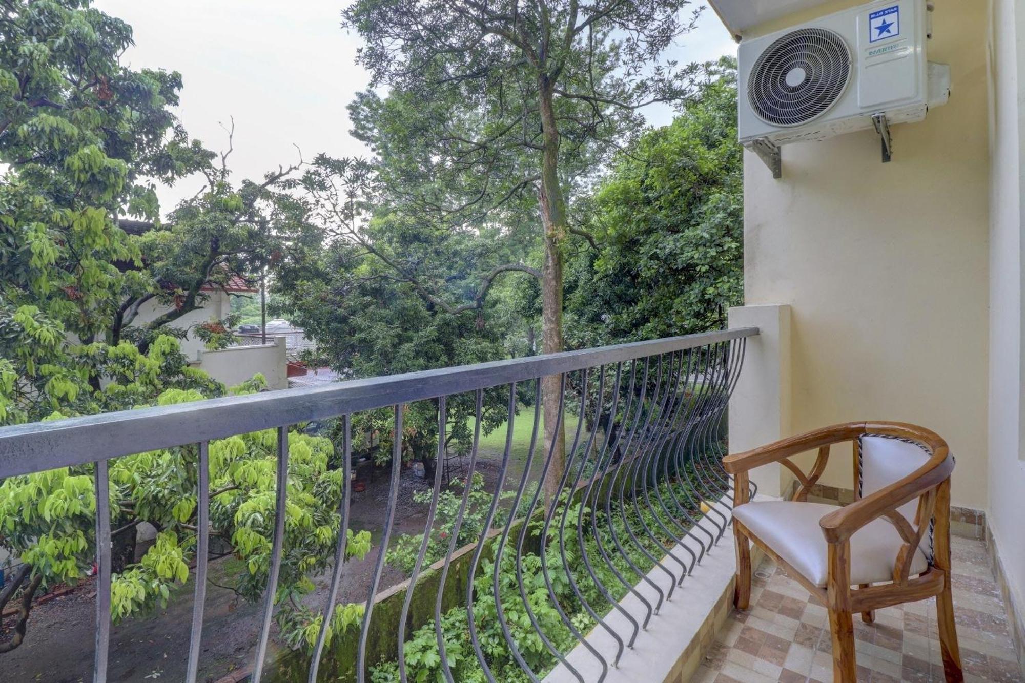 Super Capital O Crestwood Inn Dehradun Eksteriør bilde
